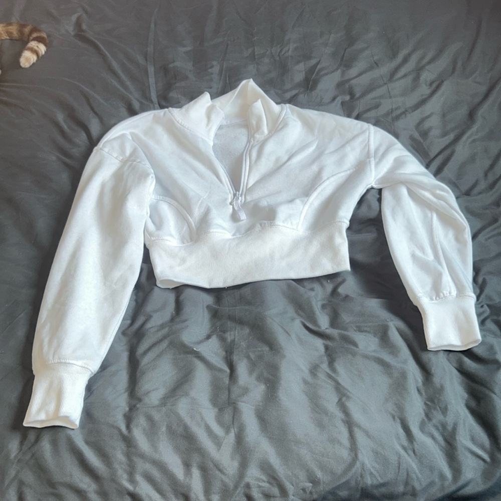WHITE 1/4 ZIP ATHLETIC SWEATSHIRT CROPPED